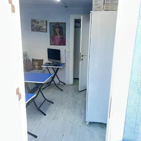 Apartment 3