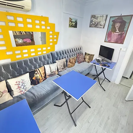 3 Apartment *