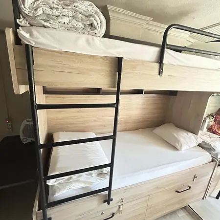 3 * Isztambul